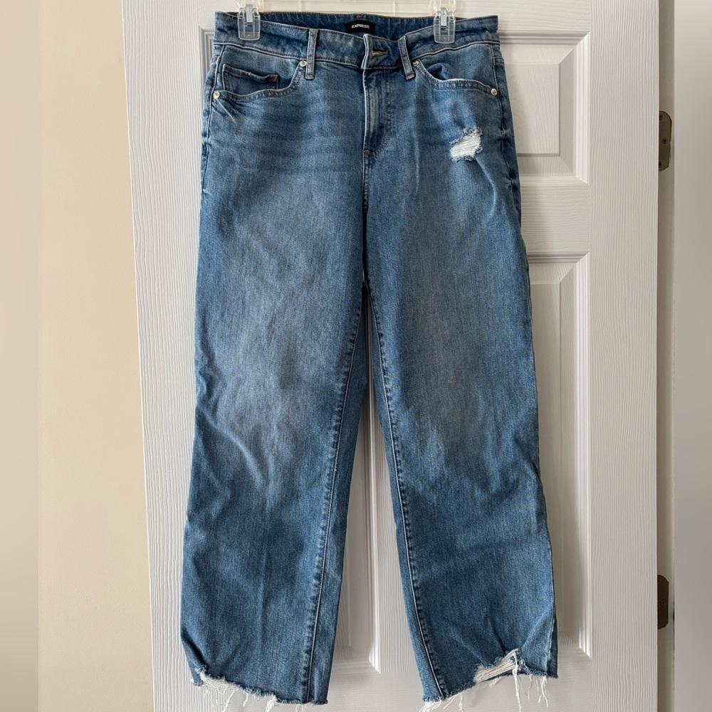 Express 90s Ankle Boot Mid Rise Jeans